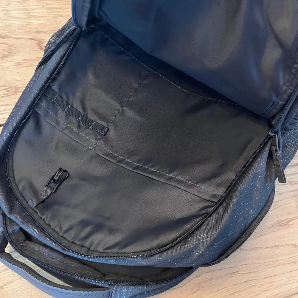 Under Armour Hustle Signature Backpack Black 28L UA Storm Laptop Bag‎ NEW